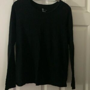 Gap black long sleeve t-shirt